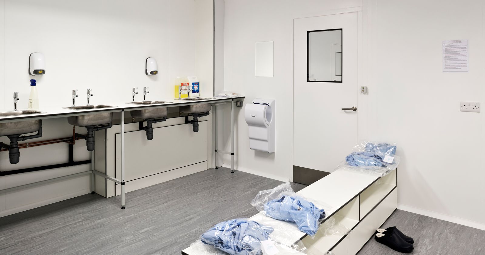 Chalice Medical Clean Room Internal Steel Partitions by APSS