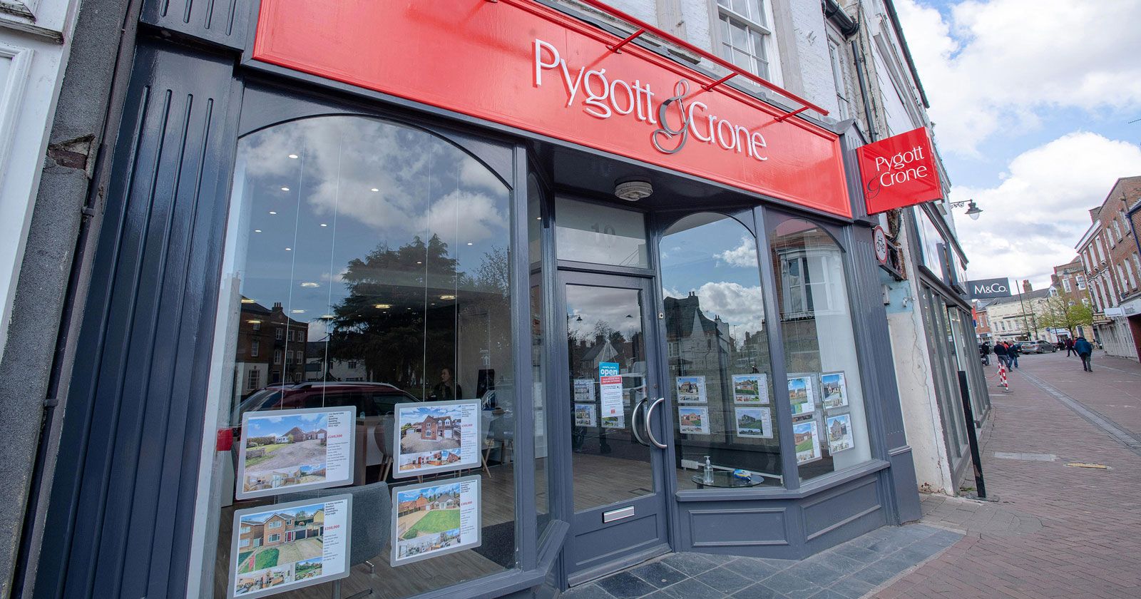 Pygott-and-Crone-Shop-Front-by-APSS