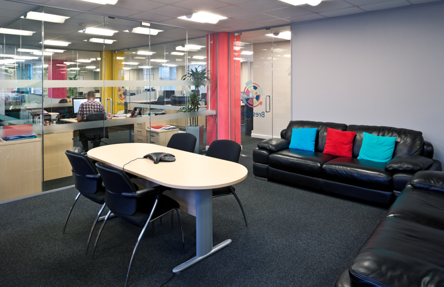Bresmed Health Solutions Meeting room and glass partitions by APSS