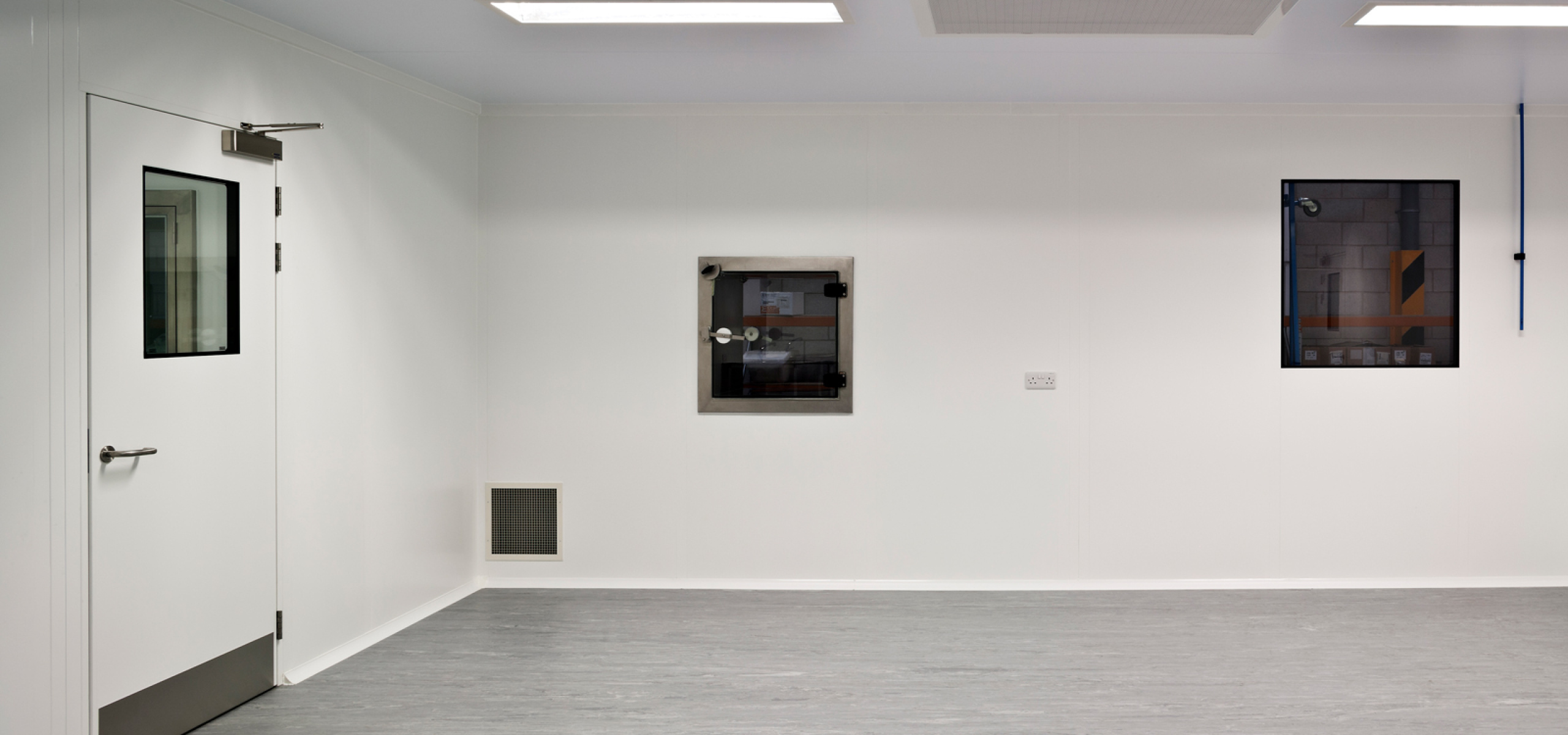 Chalice Medical Clean Room Internal Steel Partitions by APSS 2