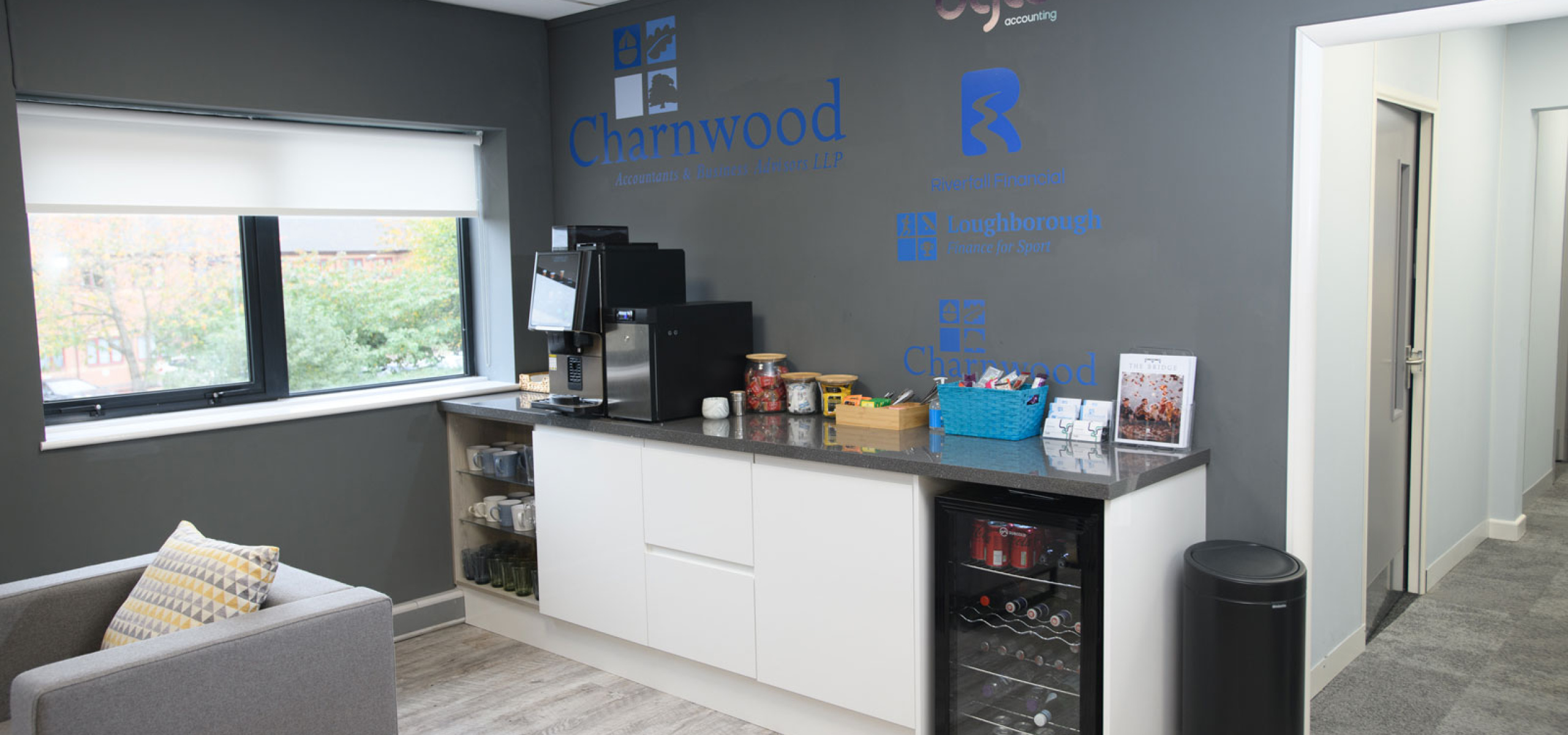 Charnwood-Accountants-Break-Out-Area-Staff-Kitchen-Designed-and-installed-by-APSS